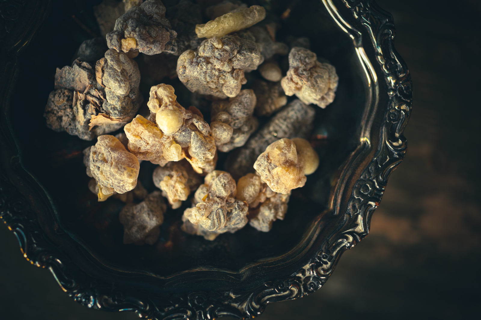 blackfrankincenseresin-105.jpg
